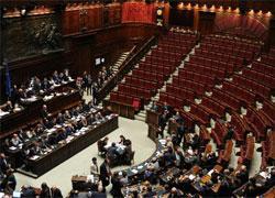 Dal consiglio il sì ai tagli dei compensi in Parlamento 