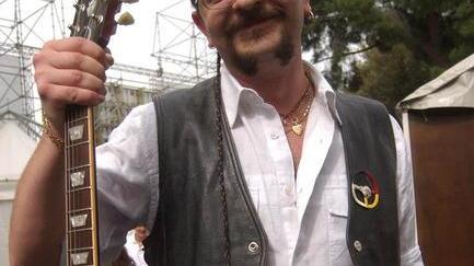 Stasera alla festa Pd della Rotonda è di scena Danilo Sacco (ex Nomadi)