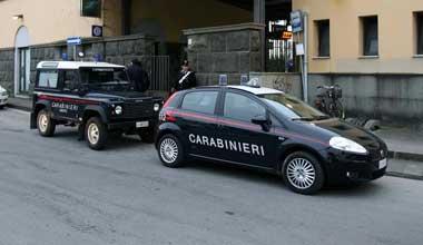 Coltivano in serra oltre 500 piante di marijuana, 2 arresti 