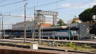 Treni Regionali: corsa con Caf