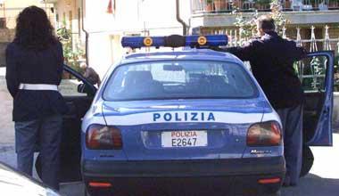 Spacciavano cocaina&nbsp;seduti ai&nbsp;tavoli di un chiosco, 2 arresti 