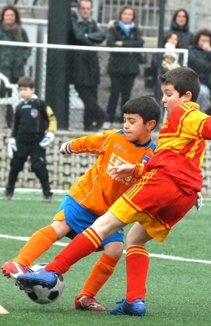 Caro calcio, un anno costa 1500 euro 