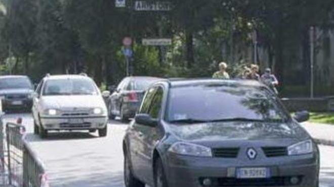 Asfaltatura fonoassorbente in via Matilde