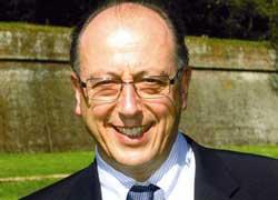 Scade l’autorizzazione, arriva l’sms 