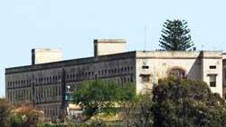 Ai domiciliari per stalking evade e finisce in carcere