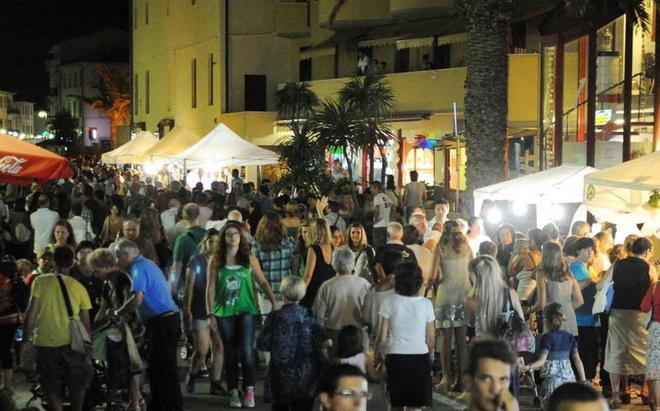 Successo di presenze per la Notte Bianca, ma fioccano critiche 