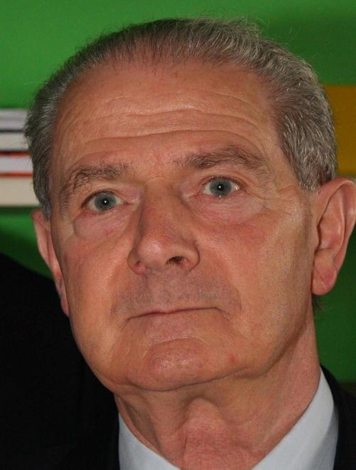 Via la Fiat Croma di servizio per Sassoli una Punto a gpl 