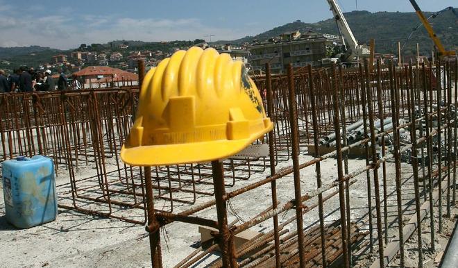 Edilizia al palo, sos al Comune 
