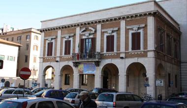 Pisa furiosa dopo l’accorpamento a Livorno. Il sindaco: siamo noi i primi dell’area costiera 