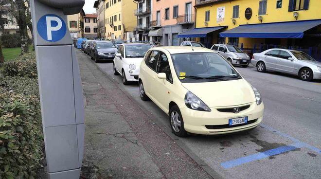 Basta parcheggi gratis per gli amministratori comunali 