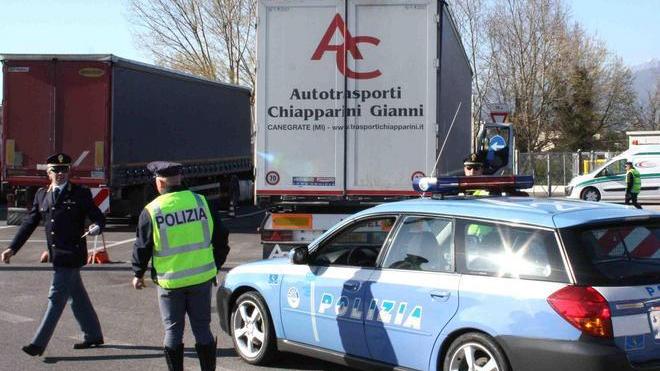 Fermato il bus dei turisti non aveva passato la revisione