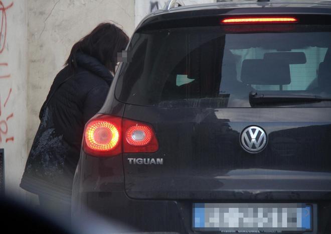 Muore a casa di una prostituta orientale 