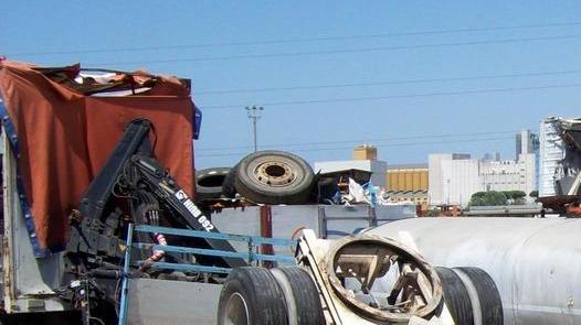 Lavoro al nero nella discarica abusiva