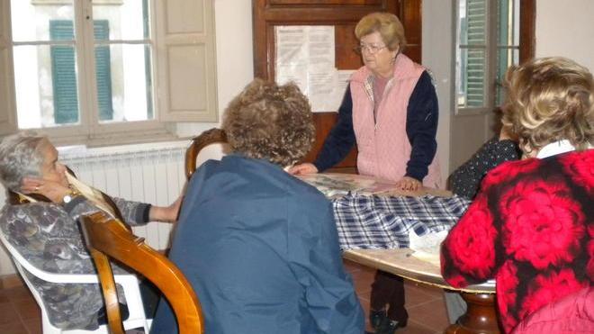 Nonni dal medico con l’auto di gruppo