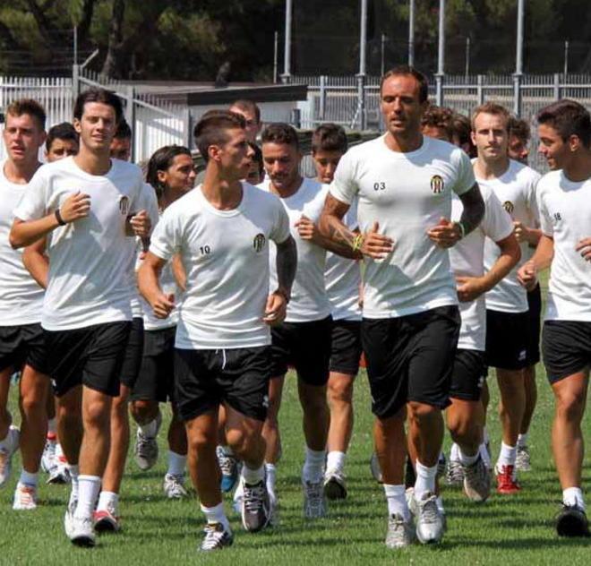 Massese al lavoro Tanti gli aggregati alla prima sgambata 