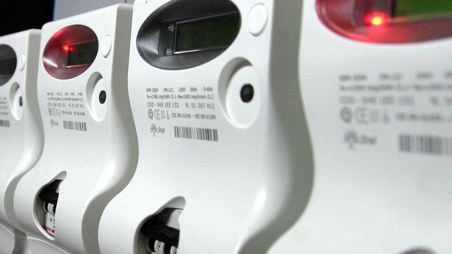 Vendita di contratti porta a porta Il Comune tira le orecchie a Enel 