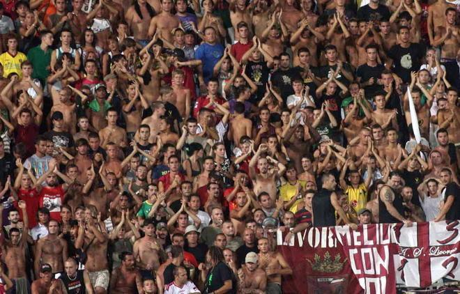 Schiarita Perotti: la curva non si tocca e largo agli abbonati 