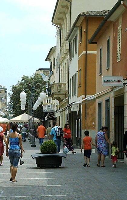 Ancora telefonate hot alle commesse 