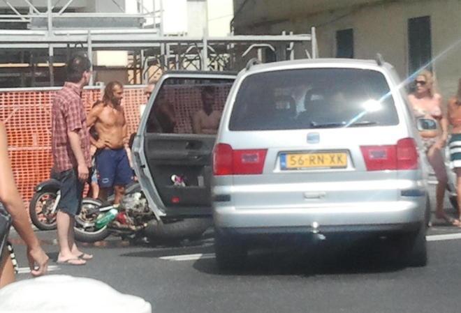Travolto dall’auto che fa inversione 