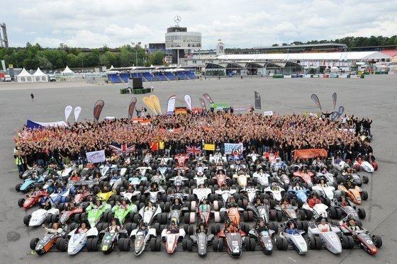 La squadra corse dell'Università di Pisa in gara sul circuito di Hockenheim 
