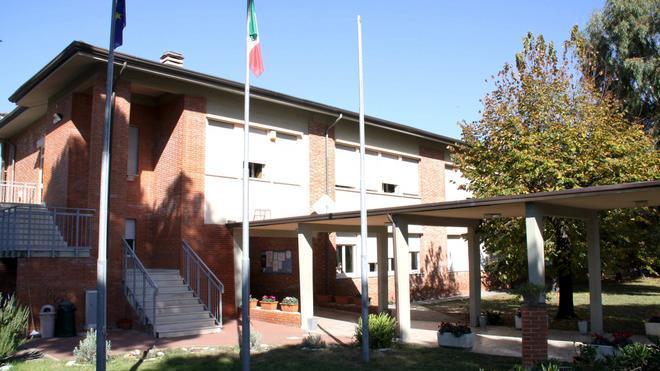Forte: la dirigente La Pietra trasferita a Massa