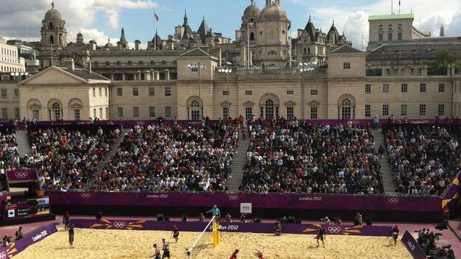 Roberto Reggiani ha stupito anche la Regina