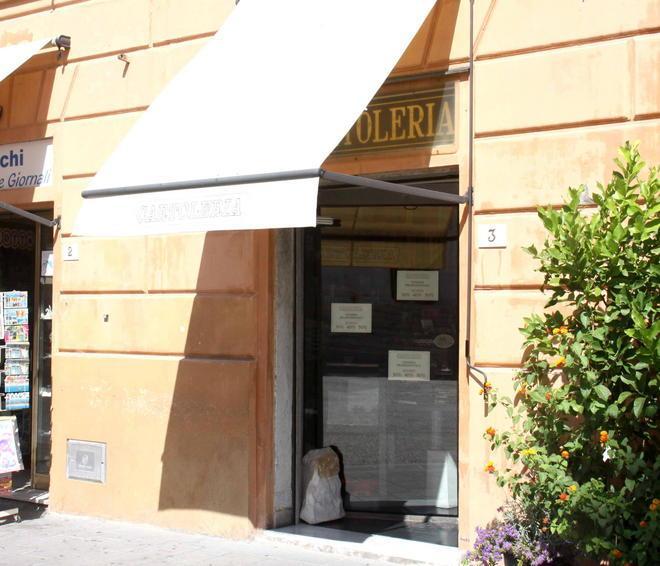Chiude la cartoleria di Montezemolo