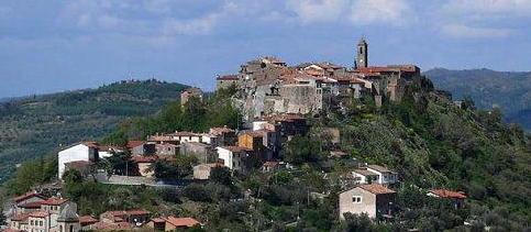Rubinetti a secco per ore «Colpa delle troppe piscine» 