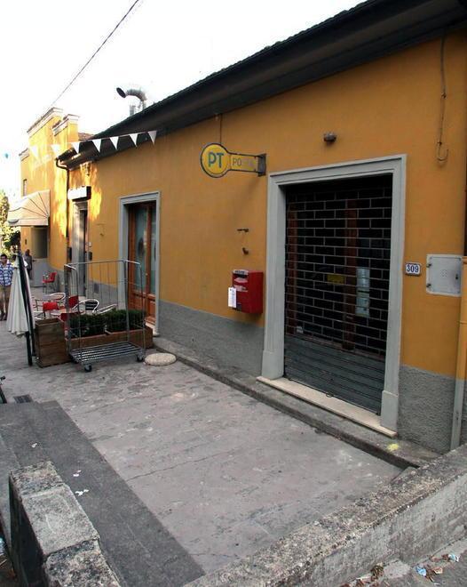 Una petizione per gli uffici postali 
