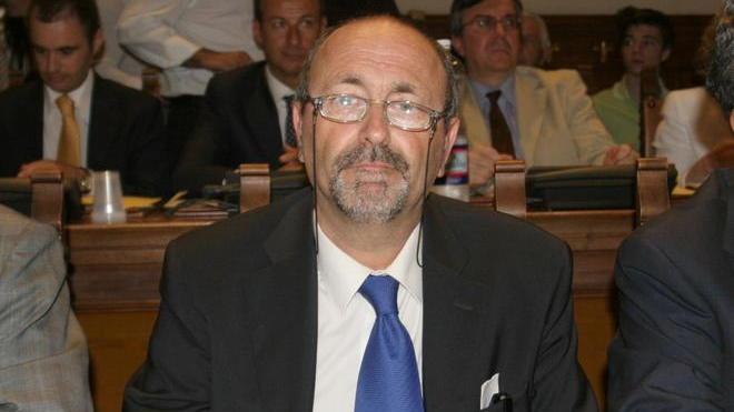 Auzzi fa dietrofront: «Chiedo scusa a tutti i cinesi»