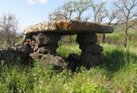La cultura delle grandi pietre Il dolmen di Torralba