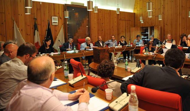 Tutti uniti contro Poste Italiane 