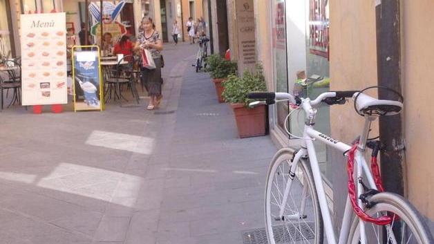 Ladri di biciclette in Corso Italia