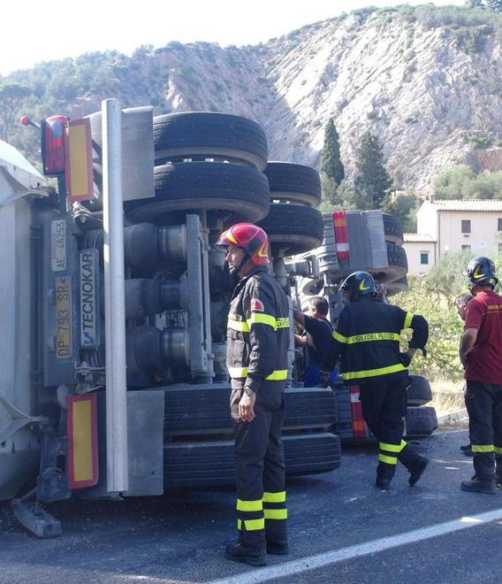 Confezionavano dosi di eroina 