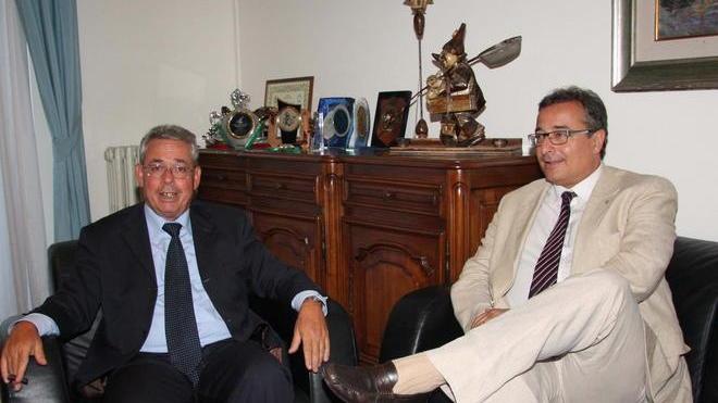 Commissario-ex sindaco: tre ore di incontro