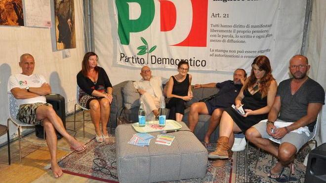 Tinti alla festa del Pd: sì al comune unico
