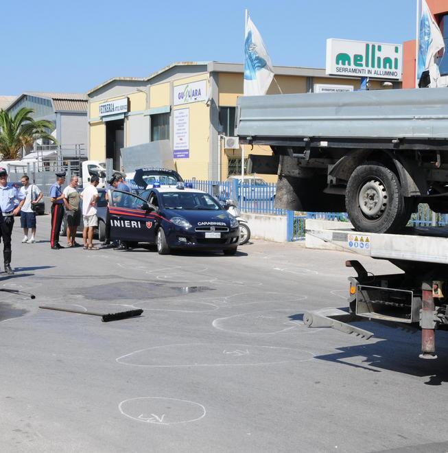 Muore a 31 anni in sella al suo scooter 
