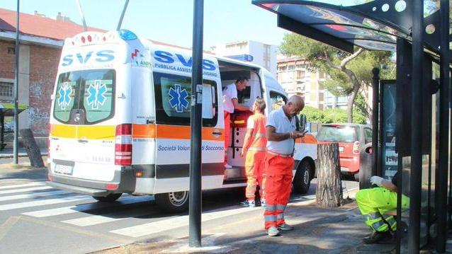 Anziana travolta sulle strisce in viale Nazario Sauro