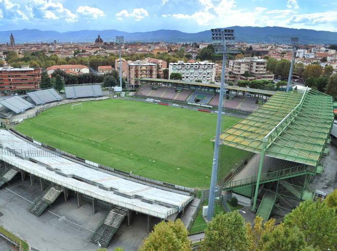 Stop all’impianto fotovoltaico sul tetto dello stadio Melani