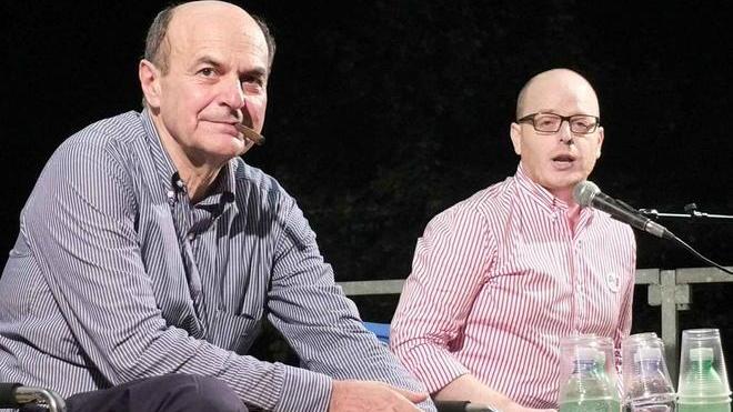 Bagno di folla per il segretario Bersani