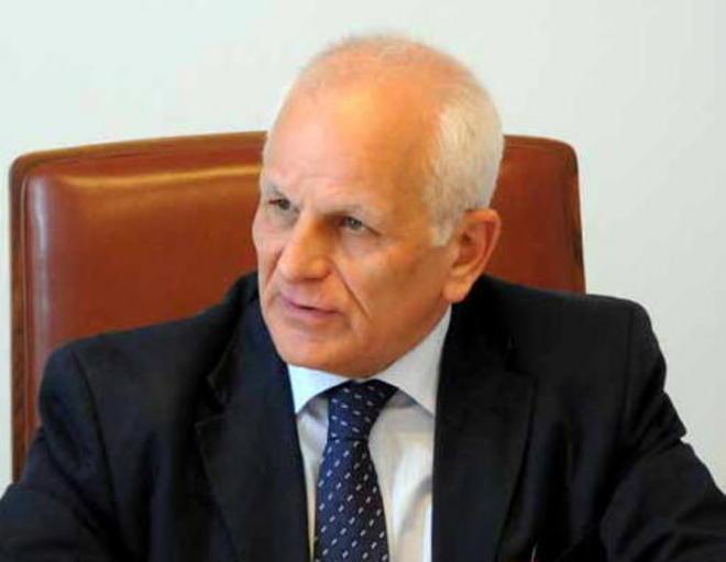 Crolla la produzione industriale 