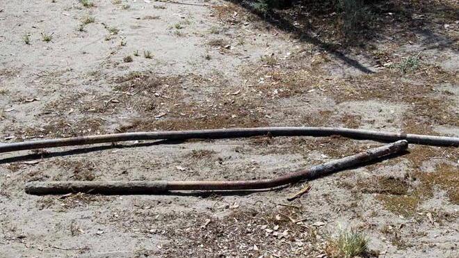 Riaffiorano tubature a Poveromo