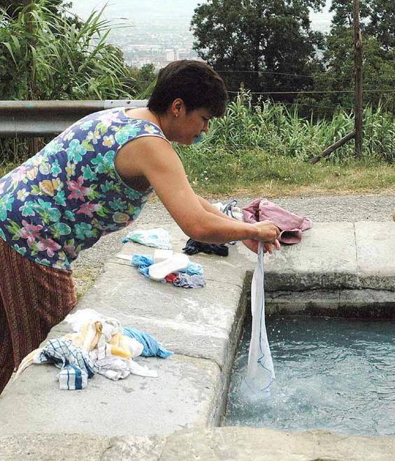 Legambiente lancia l’allarme per i lavatoi pubblici 