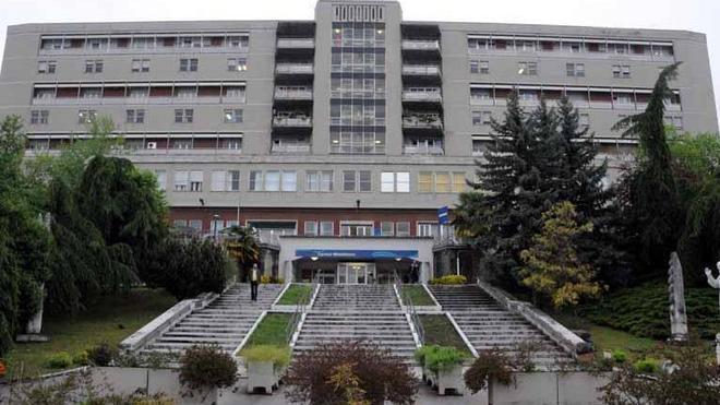 Muore a 48 anni ucciso dal male lascia la moglie e tre figlie