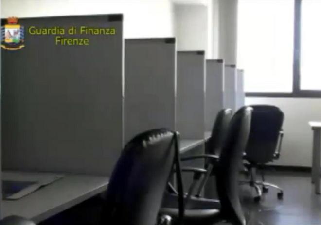 Un esercito di sottopagati nei call center 