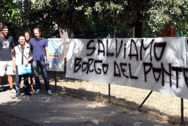 Salviamo il Borgo, protesta bipartisan