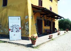 Lavoro nero all’agriturismo dei clochard 
