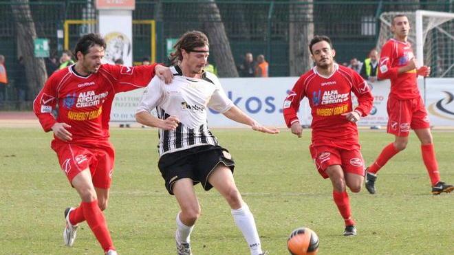 Calcio, Prima divisione: Viareggio nel girone B insieme alle altre toscane del torneo
