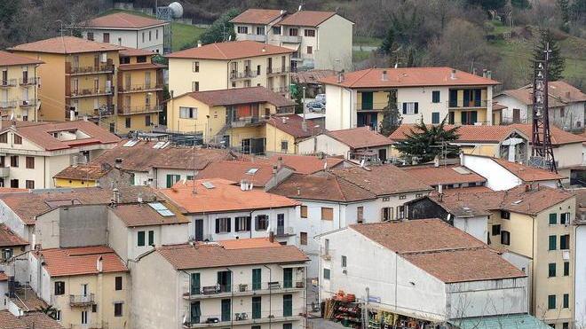 Si suicida nella sua casa di Vernio L’uomo soffriva di depressione