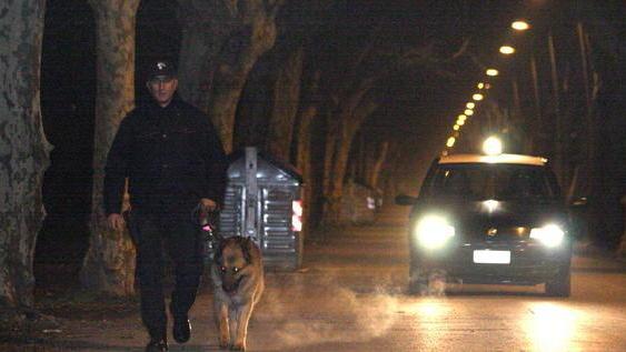 Auser assediata, vertice in Prefettura